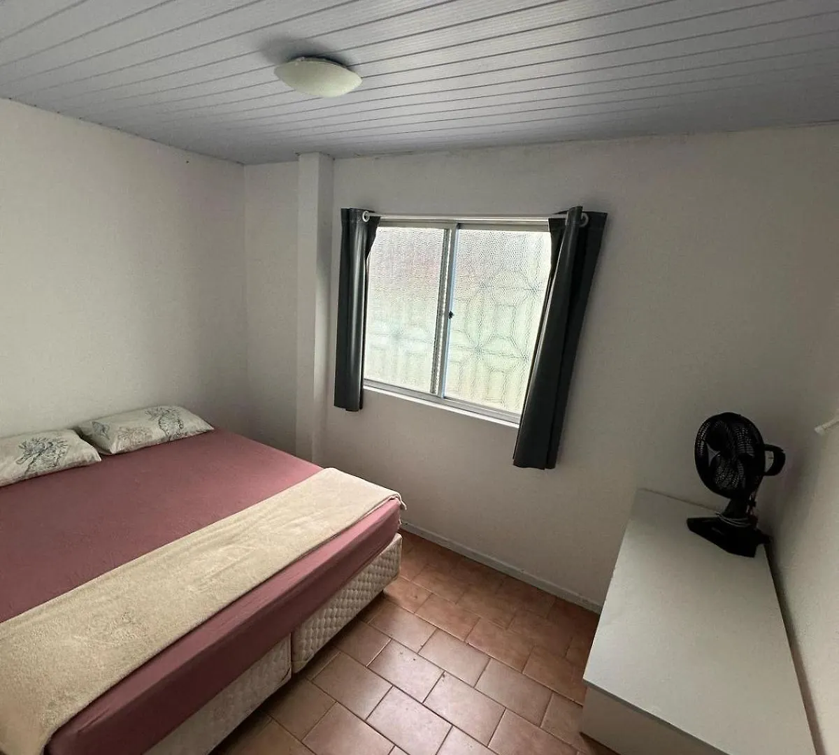 Suites Yellow House Bc Balneário Camboriú 0*,  브라질